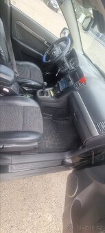 Chevrolet Captiva - 9