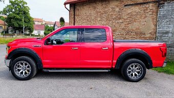 Ford F-150 5,0 XLT AWD SuperCrew 360HP - 9