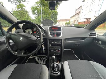 Peugeot 207 - 9
