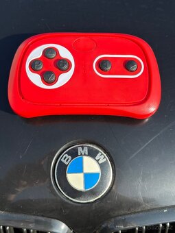 Elektrické autíčko BMW X6 M dvoumístné XXL lakované černé - 9