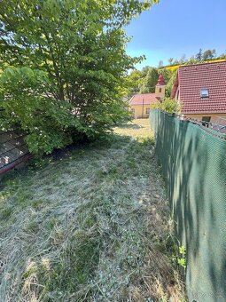 Prodej zemědělské usedlosti v obci Radonín 2057 m2 – klid, p - 9