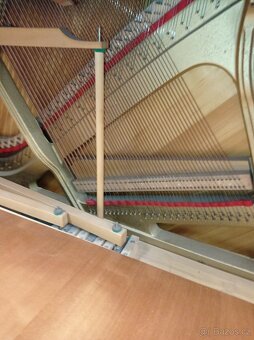 Piano, pianino, klavír Petrof - 9