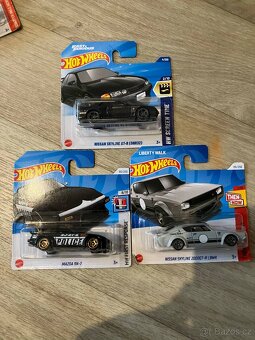 Hot Wheels modely aut - 9