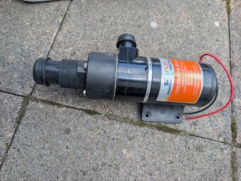 lodni macerator , sanitarni cerpadlo 12 v - 9