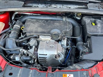 Ford Focus 1.0 - 9