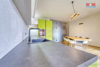 Prodej bytu 3+kk, 104 m², Plzeň, ul. Na Jíkalce - 9