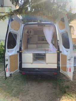 Campervan Ford Transit Custom L2H2 (2017) - 9