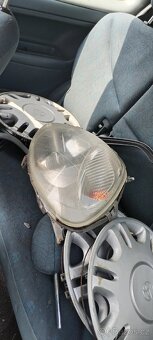 Toyota yaris 1.4 d4d rok 2002 - 9