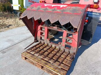 1,4m Irský vykusovač siláže a senáže REDROCK ALLIGATOR - 9