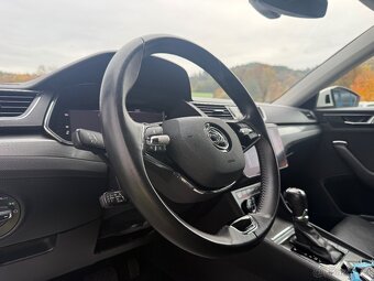 Škoda SUPERB 2.0 TDi DSG MATRIX VIRTUAL WEBASTO KAMERA TAŽNÉ - 9