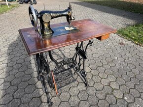 ŠICÍ STROJ - STOEWER - 9