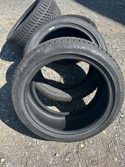 Zimní pneu r17 - 9