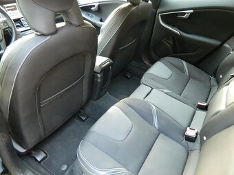 Volvo V40 T3 - 86.000 km - výborný stav - 9