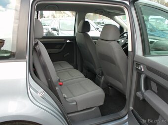 Volkswagen Touran 1,6Mpi bez koroze,TOPstav,poSTK - 9