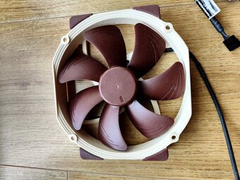 PC ventilátory a příslušenství - 9