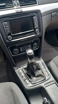 Škoda Superb 2.0 TDI 125 KW, manuál - 9