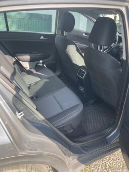 Kia Sportage 1.6 GDI 130 kw 4x4 automat - 9