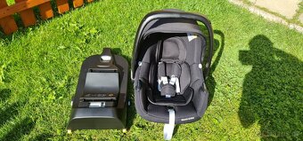 Autosedačka Maxi Cosi Cabriofix I-size + základna - 9