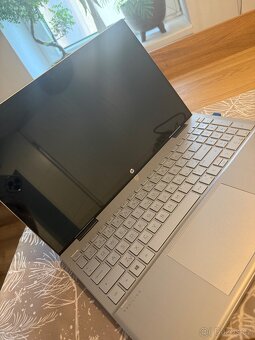 Notebook HP Pavilion x360 Convertible 15 - 9