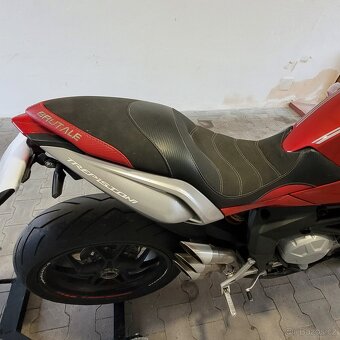 Prodám silniční motorku MV AUGUSTA - 9