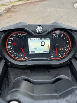 Can Am Spyder F3-S SE6 model 2019 - 9