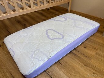 Dětská postýlka s matrací - 9