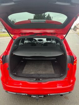 Ford Focus ST-Line Red&Black Edition - 9
