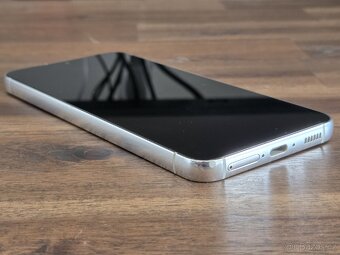 Samsung Galaxy S23 256GB - 9