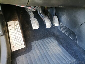 Fiat Punto Grande 1,9 D - 9