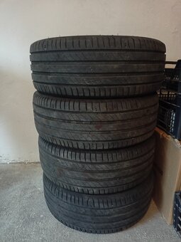 Michelin Primacy 4, 215 45 r18 letní - 9