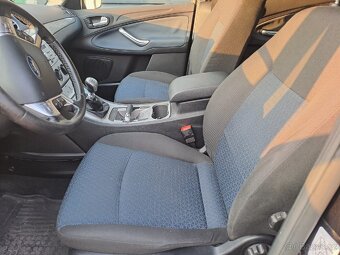 Ford S Max - 9