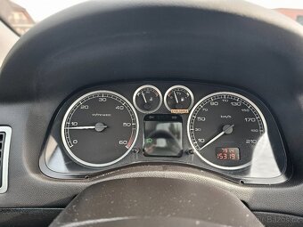 PEUGEOT 307 SW 1.6 HDI 66 KW 7 MÍST MALÝ NÁJEZD PO ROZVODECH - 9