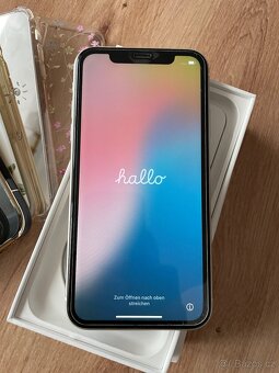 iPhone 11 64GB white - 9