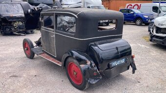 Tatra 12 - 9