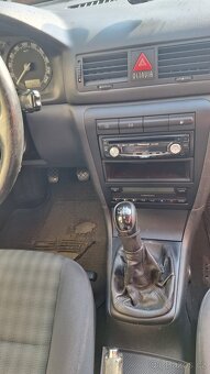 Škoda Octavia 1.9 TDI Tour - 9