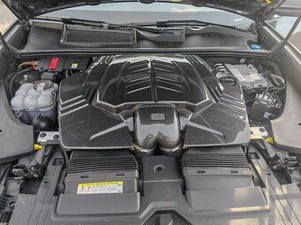 Prodám Audi RSQ8 Dynamic plus - 9