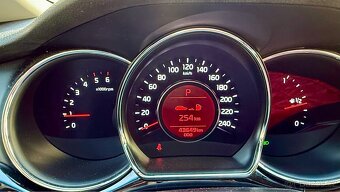 Kia Ceed 1,6 CRDi, aut.7 st., 45000 km R.v. 2015 1. maj - 9