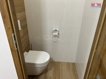 Pronájem bytu 2+1, 60 m², Louny, ul. 17. listopadu - 9