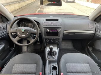 skoda octavia 1.6 1.majitel 70000km puvod cr - 9