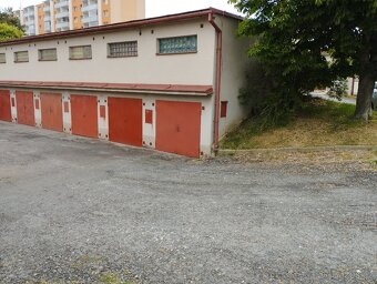 Pronájem garáže v Třebíči u čerpací stanice Shell - 9