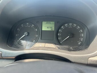Škoda Fabia, 1.2l 44kW, servisní knížka - 9