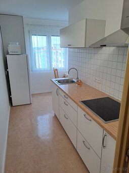Pronájem 3+1, ulice Ke Kukačce - 9