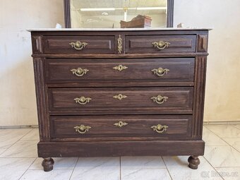 Starožitná toaletní komoda - 9