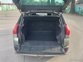 Peugeot 3008 1.6HDI - 9