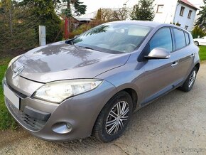 RENAULT MEGANE 1.5 DCI 2010 - 9