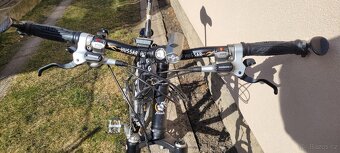 Horské kolo Hussar, kola 26", osazeno Shimano XT - 9