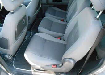 Ford Galaxy 1,9 TDI 66 kW Historie 7 Míst nafta - 9