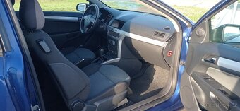 Opel Astra GTC - 9