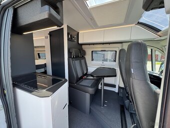 ADRIA TWIN SUPREME 640 SGX, 180 PS, AUTOMAT 8st. - 9