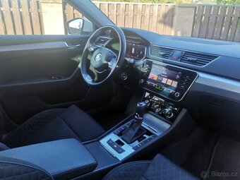 Škoda Superb 3 Combi 2.0 tdi 110kw DSG+VIRTUAL+NAVI+TOP - 9